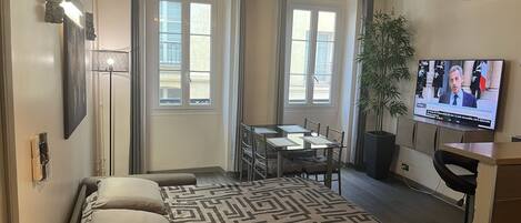 1 Schlafzimmer, WLAN, Bettwäsche