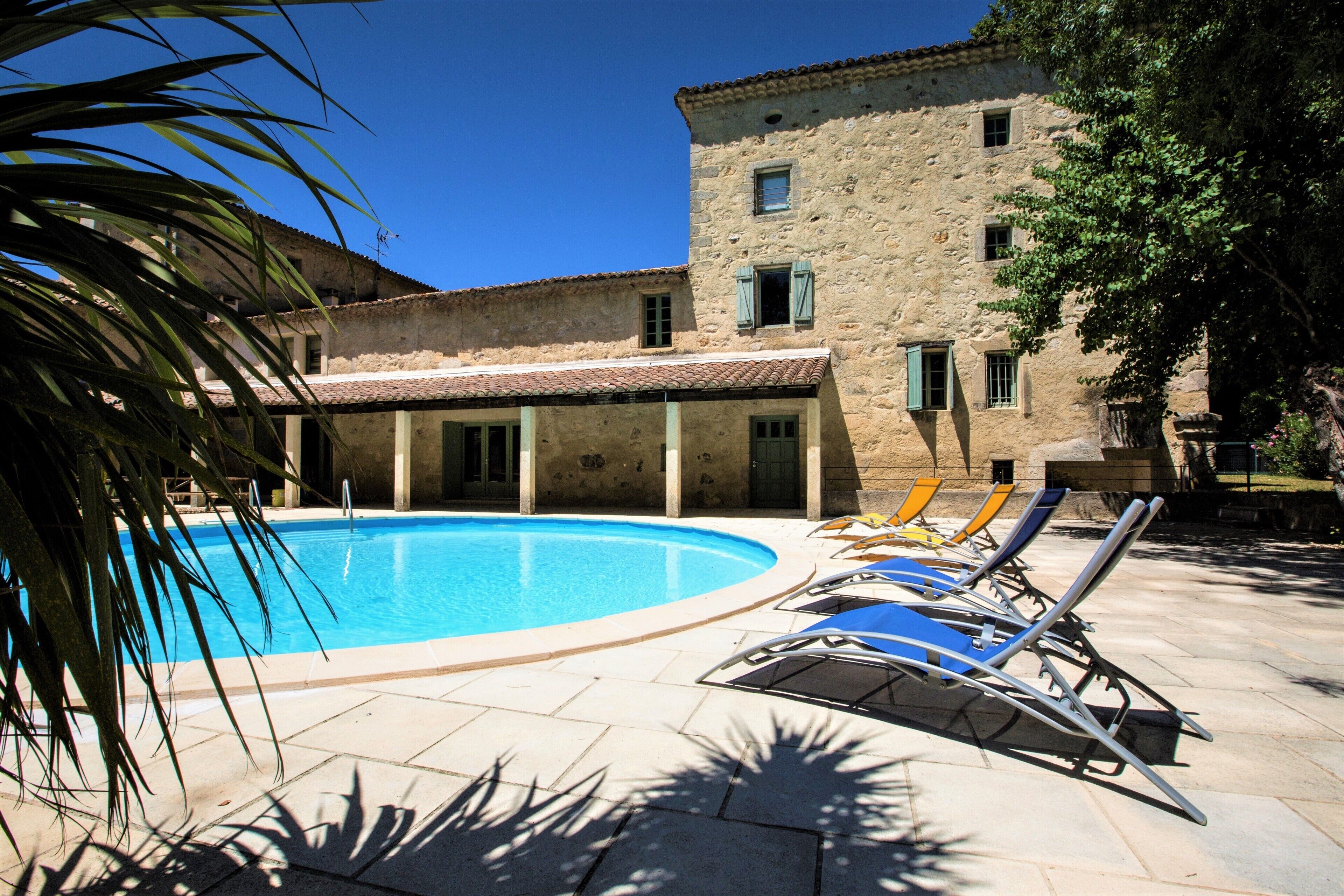 Piscine extérieure, piscine chauffée
