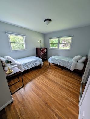 3 Schlafzimmer, Bügeleisen/Bügelbrett, WLAN, Bettwäsche