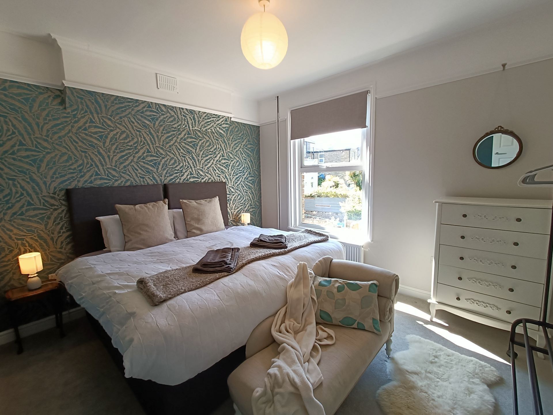 5 bedrooms, desk, iron/ironing board, free WiFi