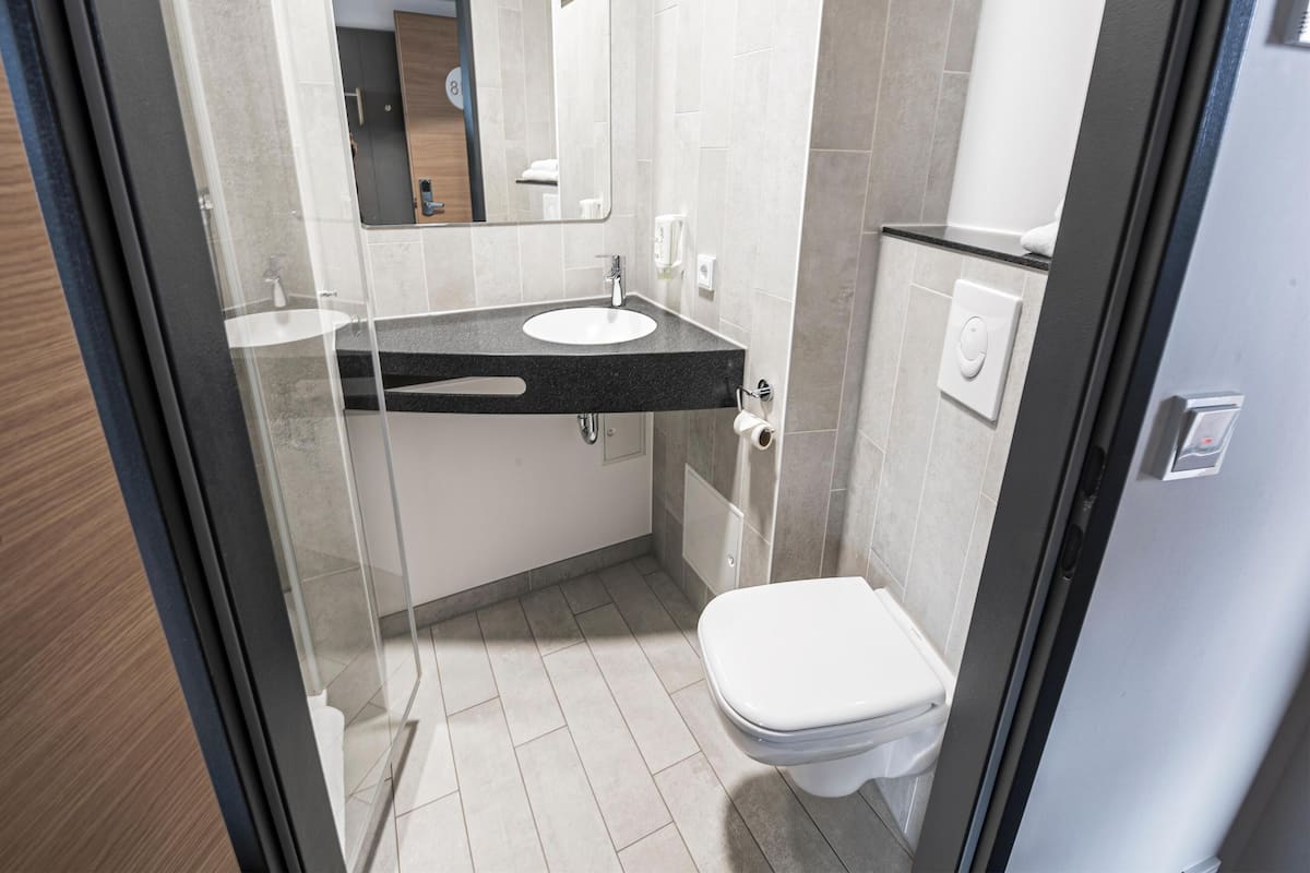 Free toiletries, hair dryer