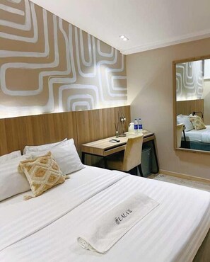 Habitación individual clásica, para no fumadores, baño privado | Sábanas de algodón egipcio y ropa de cama de alta calidad