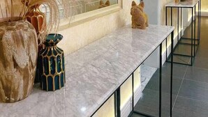 Gambar tidak terklasifikasi, 4 dari 41, tombol