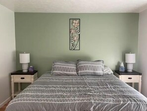 3 Schlafzimmer, Reisekinderbett, kostenloses WLAN, Bettwäsche