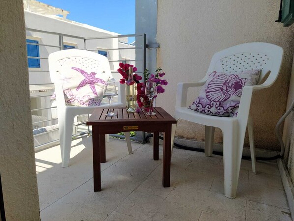 Terrace/patio - Oil sea (two-room apartment in the center and 3 min walk from the SEA) (San Vito Lo Capo)