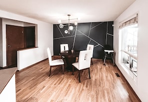 Casa familiare | Cucina privata | Frigorifero con congelatore, microonde, forno, lavastoviglie