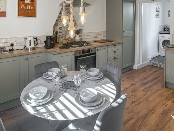 Geschirrspüler, Hochstuhl