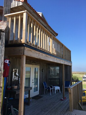 Property grounds - Oceanview, Updated, Wi-Fi , Pool.  Family Unit for 6 -  Must be 25+ to rent. (Matagorda)