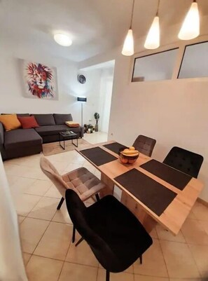 Dining - Bucko Apartment Pazdigrad (Split)