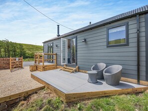 Terrace/patio - The Liddel Dutch Barn - UK44465 (Saughtree, near Kielder)