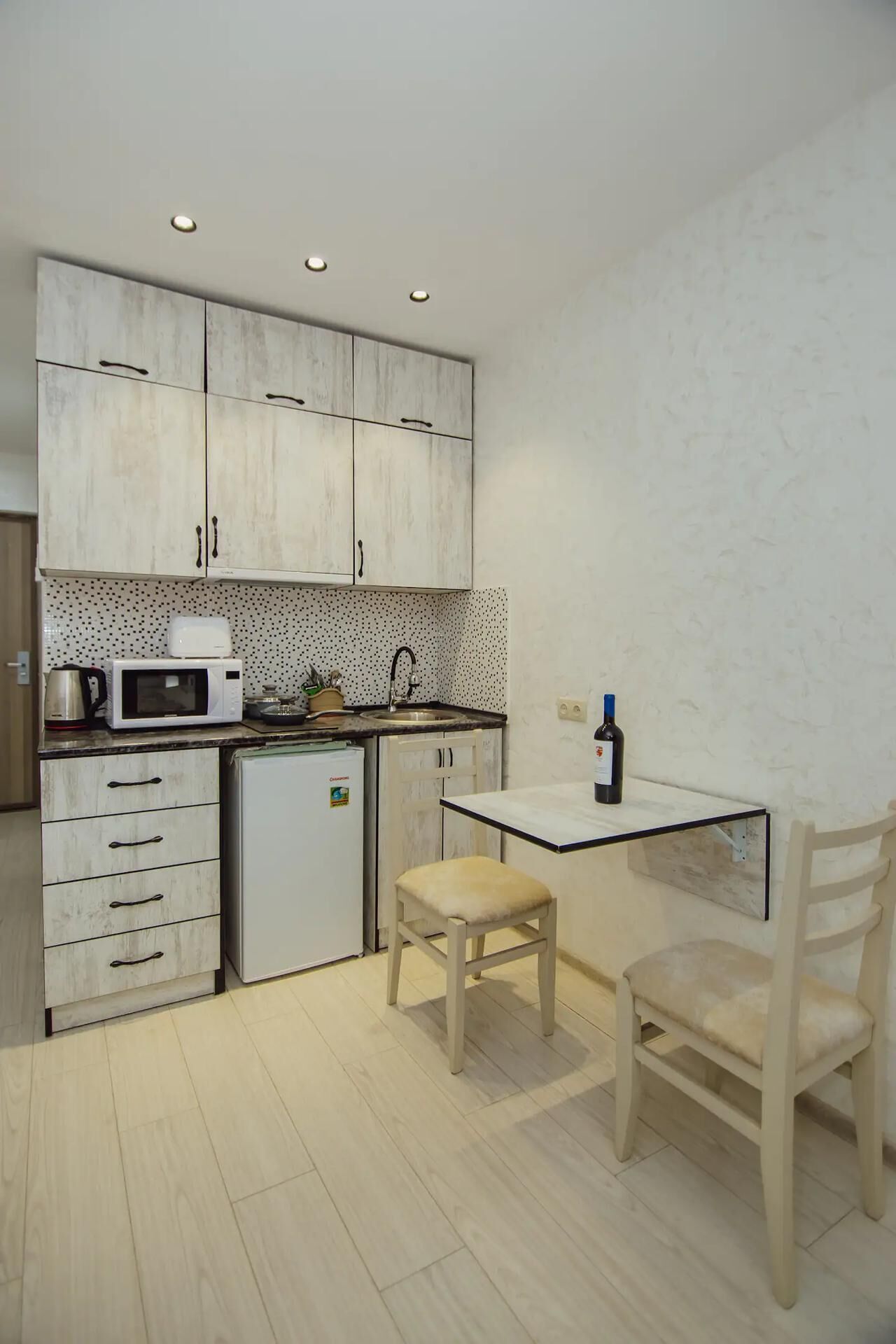 Lovely Studio in Batumi With Rooftop in Building