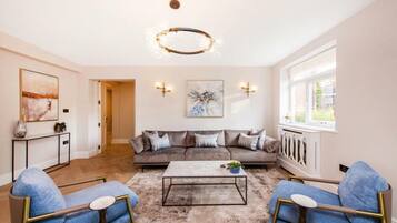 Apartment | Living area