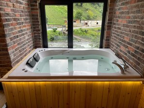Luxury-Suite | 2 Schlafzimmer, Bettwäsche aus ägyptischer Baumwolle