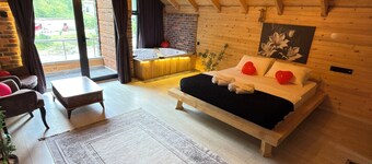 Riverside Suite & Bungalow
