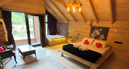 Riverside Suite & Bungalow