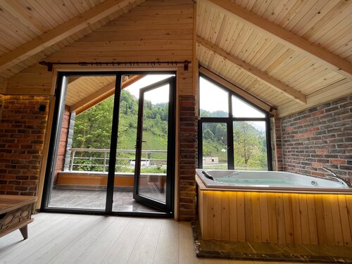 Riverside Suite & Bungalow