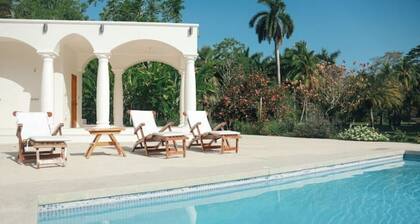 Private & luxurious Beach & island-front Villa in the in the heart of the jungle