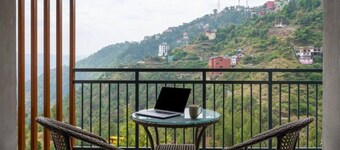 Orophile Paradise Luxury 2BHK in Shimla
