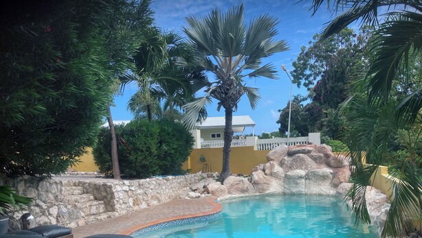 Front of property - Mirador Apartments (Willemstad)