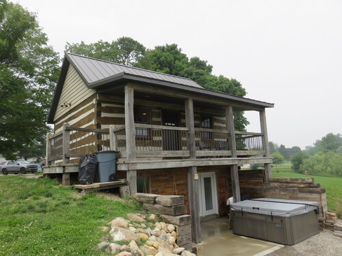 Log Cabin overlooking wetland reserve  