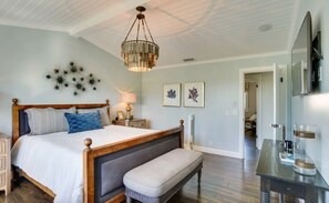 Room - Coastal Haven in the heart of Laguna Beach (Laguna Beach)