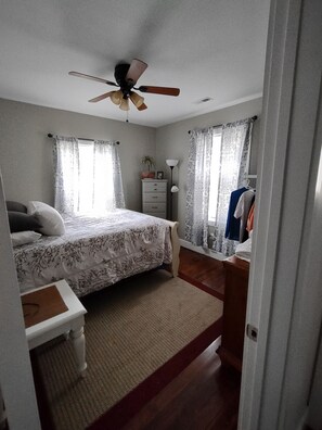 3 Schlafzimmer, Bügeleisen/Bügelbrett, WLAN, Bettwäsche