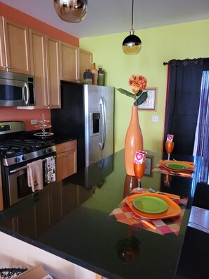 Fridge, microwave, oven, stovetop - Unique and Chic home. rooftop deck, near lakefront. Easy commute to downtown. (Chicago)