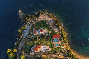Aerial view - Cape Blue Suites (Skiathos)