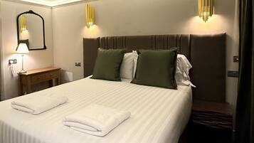 Double Room (Room) | 1 bedroom, Egyptian cotton sheets, premium bedding, desk