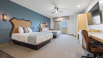 华丽单人房 | 高档床上用品、客房内保险箱、特色装修、办公桌