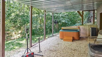 Bain à remous extérieur