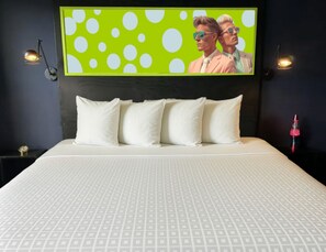 Hochwertige Bettwaren, Verdunkelungsvorhänge, Bügeleisen/Bügelbrett