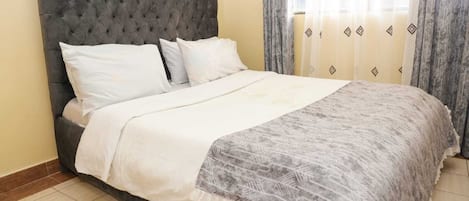 1 bedroom, iron/ironing board, WiFi, bed sheets