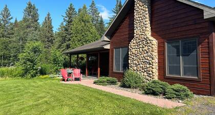 Lodge-Style Northwoods Home Permit: TBES-BBSMJP