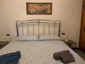 3 室のベッドルーム、WiFi、ベッドシーツ