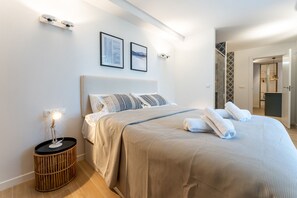 2 bedrooms, desk, iron/ironing board, free WiFi - Luxury Living on the beach +Big terrace REF055 (Torremolinos)
