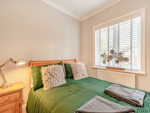 4 bedroom accommodation in Scarborough