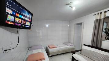 1 quarto, ferros/tábuas de passar roupa, Wi-Fi de cortesia