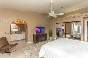 4 habitaciones, tabla de planchar con plancha, wifi y ropa de cama