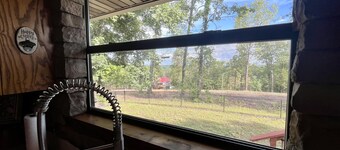 Cozy Cabin, Less than 1/2 mile to Marina, Boat Trailer Parking