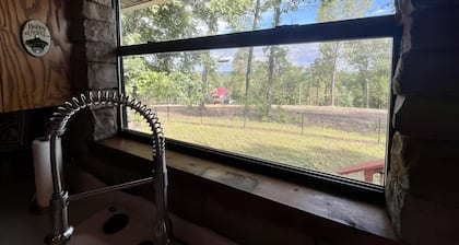 Cozy Cabin, Less than 1/2 mile to Marina, Boat Trailer Parking