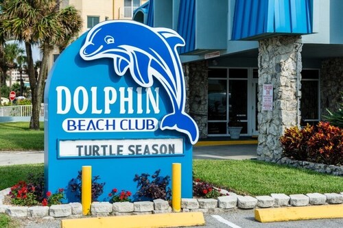 Daytona Beach | Couples Ocean Coast Retreat | Pool + Beach