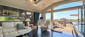 2 bedroom accommodation in Weston-super-Mare