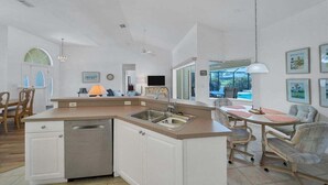Unclassified image, 2 of 26, button - Southern Breeze - Spacious, canal view home (Rotonda West)