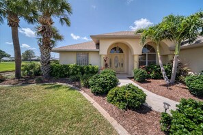 Exterior - Southern Breeze - 517 Rotonda Circle (Rotonda West)