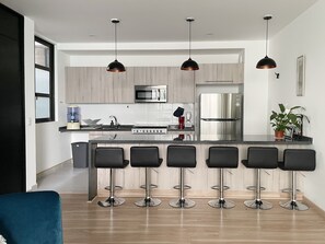 Microwave, oven, stovetop, coffee/tea maker