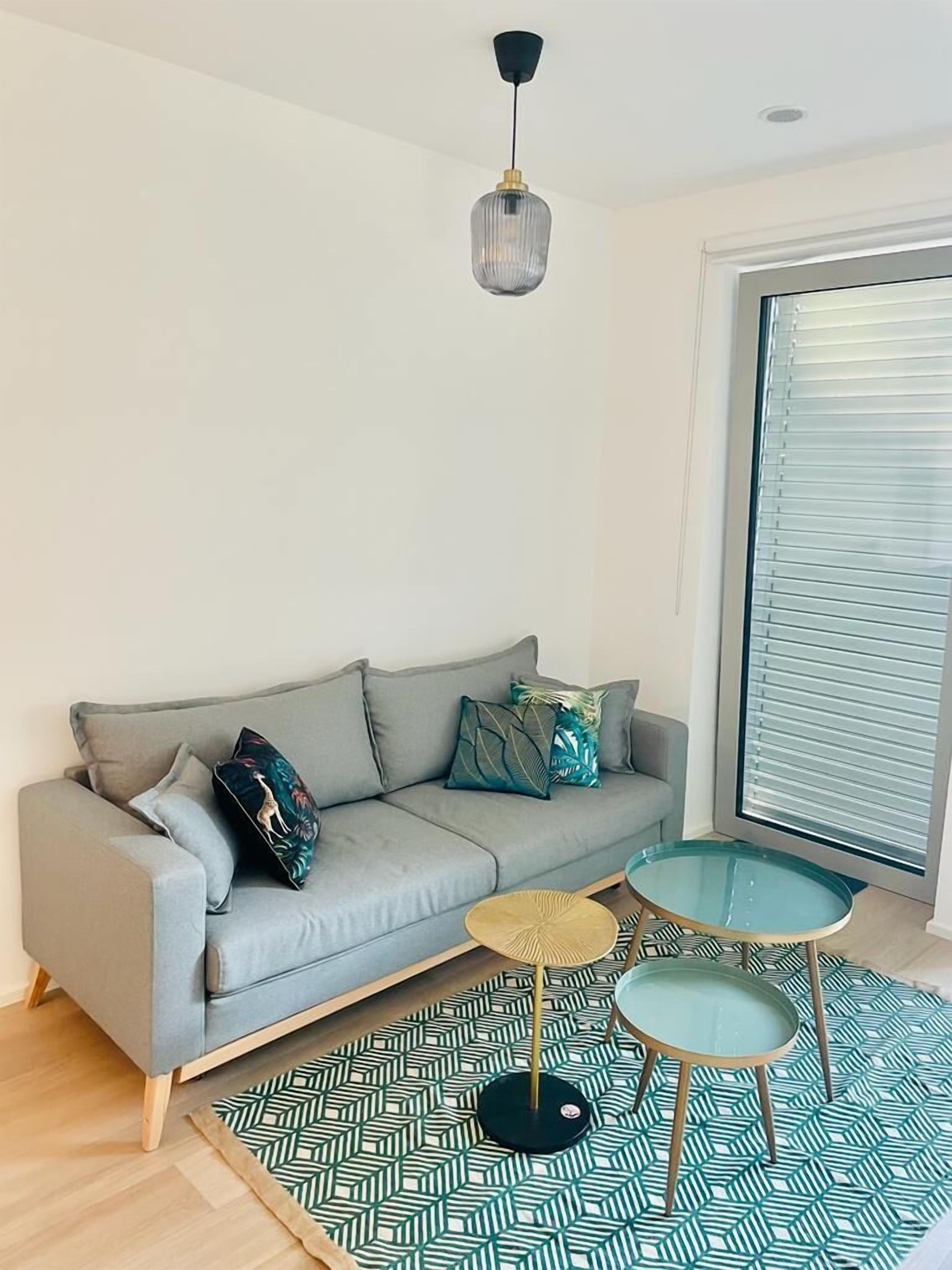 Deluxe Apartment | Living room