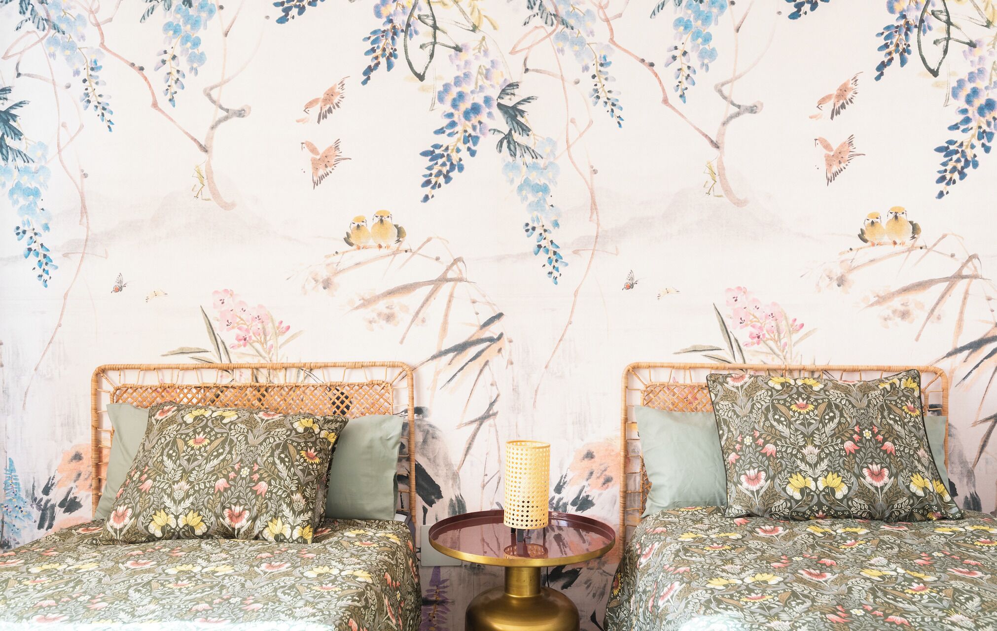 2 多间卧室、熨斗/熨衣板、WiFi、床单