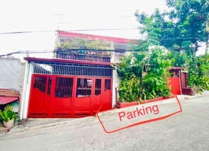 Exterior - Super Fusion, 3units/5BR, Aircon/WiFi/Karaoke (Quezon City)