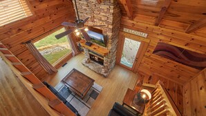 House, Multiple Beds (Beary Relaxing #202) | Interior - Beary Relaxing #202 (Pigeon Forge)